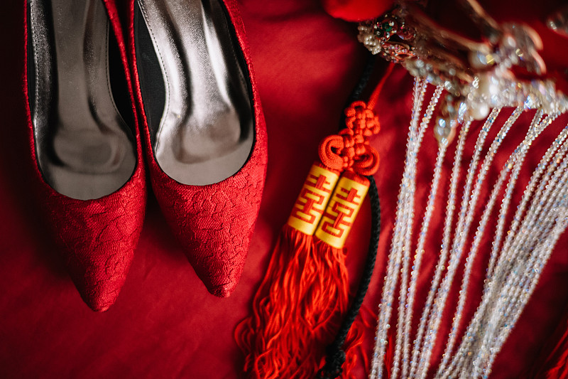 红色,传统,床,婚礼,头饰,高跟鞋,室内,羊皮,概念