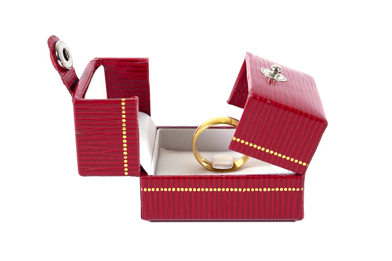 红色,白色背景,高雅,戒指,订婚戒指,盒子,黄金,开着的,分离着色,首饰盒