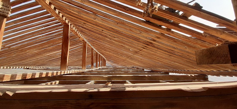 边框,木制,屋顶,屋顶横梁,干的,厚木板,木材,现代,钢铁,户外