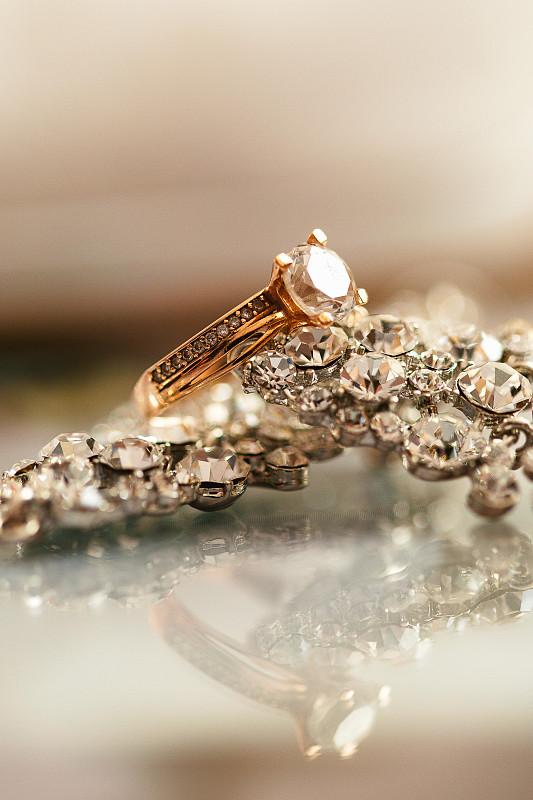 闪亮的,结婚戒指,水面,乐队,反光器,婚姻,婚礼,钻石,白昼