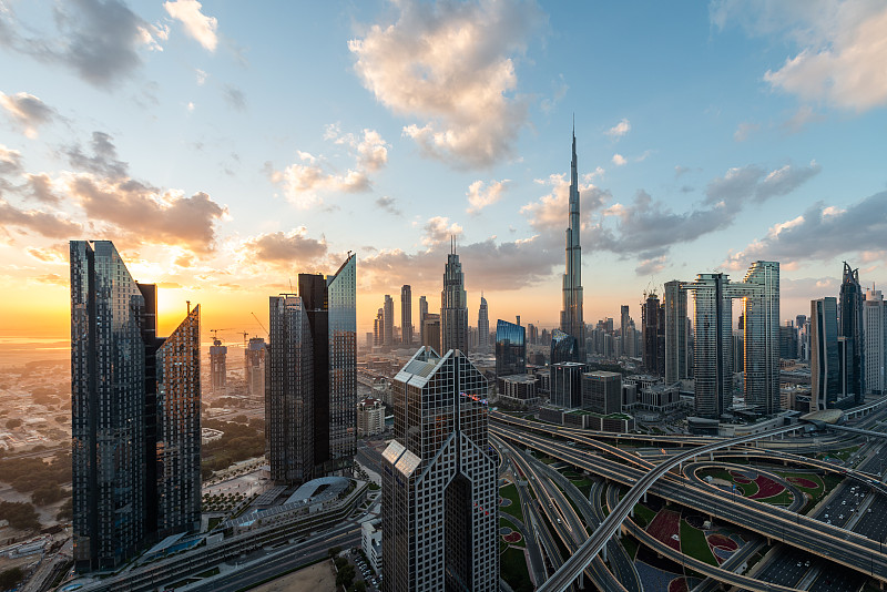迪拜,城市天际线,航拍视角,云景,交通,云,波斯湾,现代,商业金融和工业,户外