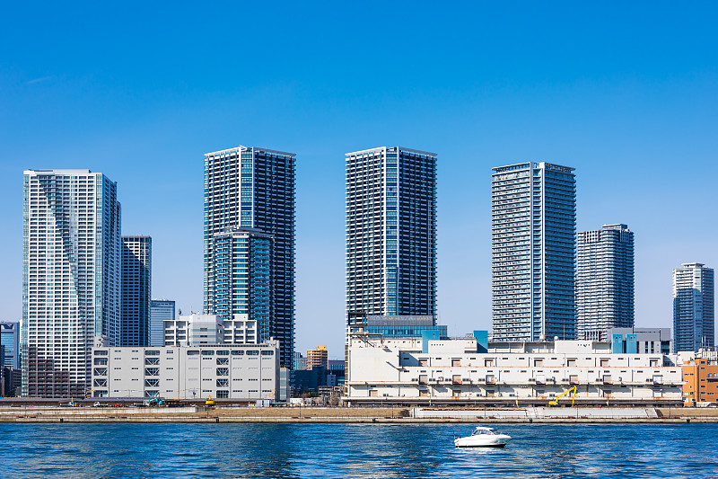Photographing,the,Tokyo,waterfront,landscape,under,the,blue,sky４