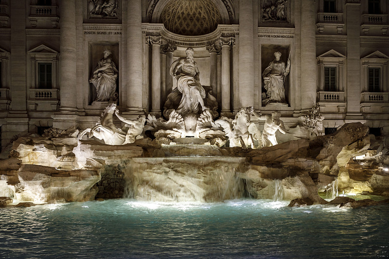 特莱维喷泉,罗马,意大利