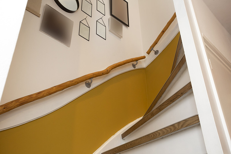 楼梯,现代,黄色,建筑结构,悬挂的,墙,40-80年代风格复兴,空白的,木制,设计