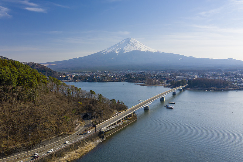 富士山,日本,著名自然景观,云,雪,著名景点,无人机,湖,户外