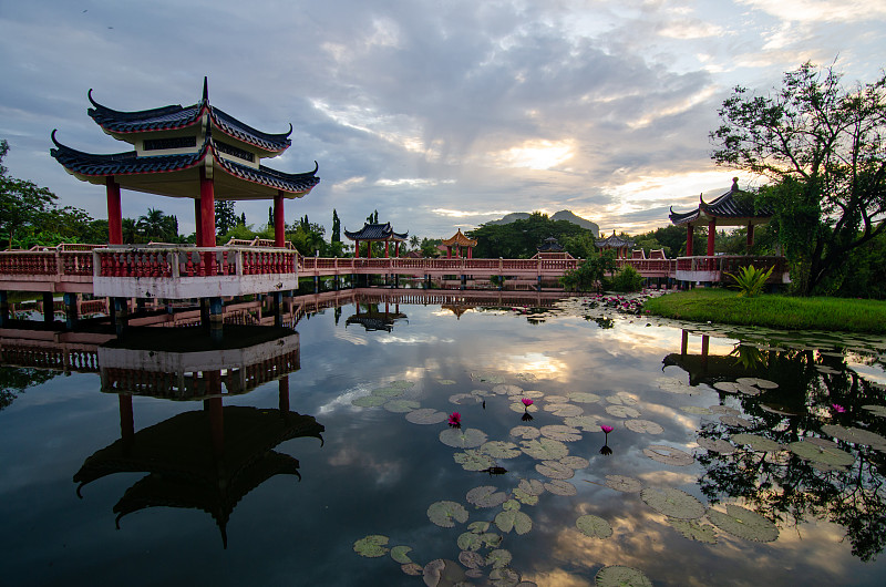 湖,中国文化,桥,环境,云,公园,池塘,著名景点,夏天,户外