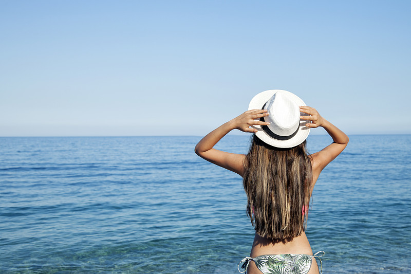 风景,海滩,比基尼,高举手臂,夏天,阔边遮阳帽,海洋,热,人的头部,看