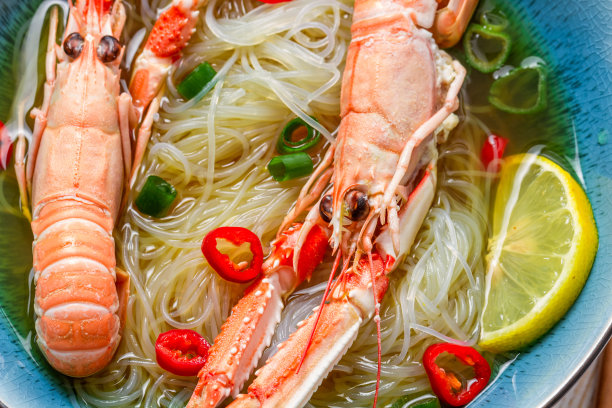 海鲜螃蟹龙虾果蔬汤底