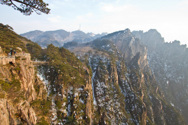 安徽黄山山脉云雾