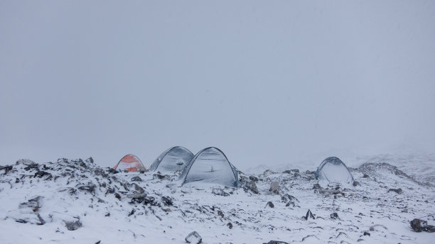 风雪天山