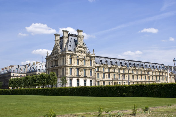 卢浮宫建筑