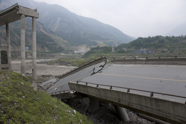 四川地震