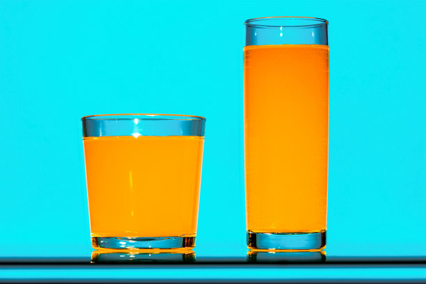 橘子气泡水