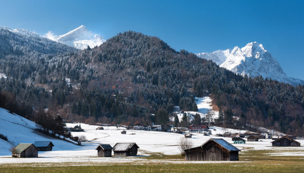 鲁瓦扎赫山谷