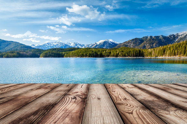 山水湖景