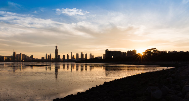 深圳天际线建筑剪影