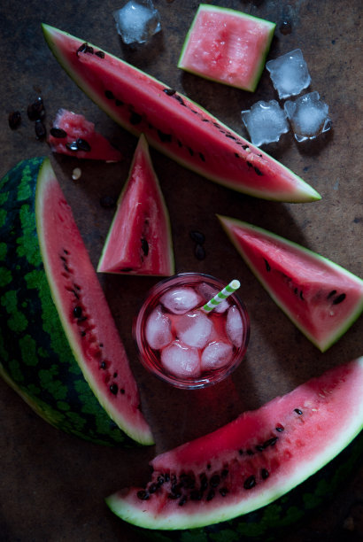 夏天解暑冷饮西瓜汁图片