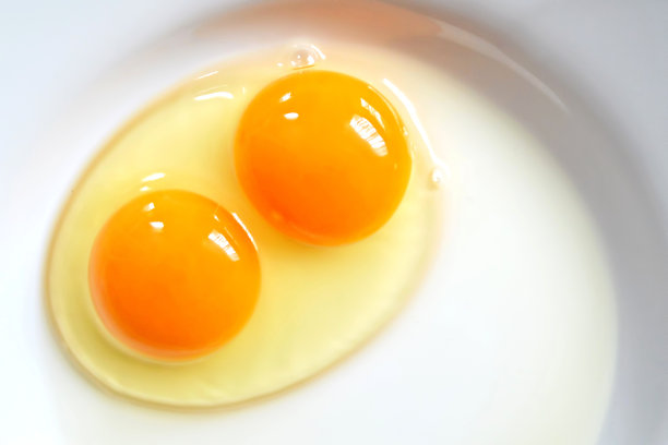 两个鸡蛋