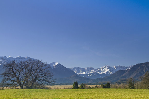 鲁瓦扎赫山谷