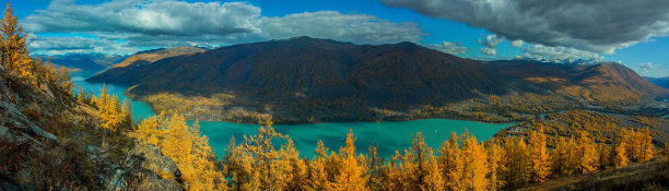 新疆森林湖泊