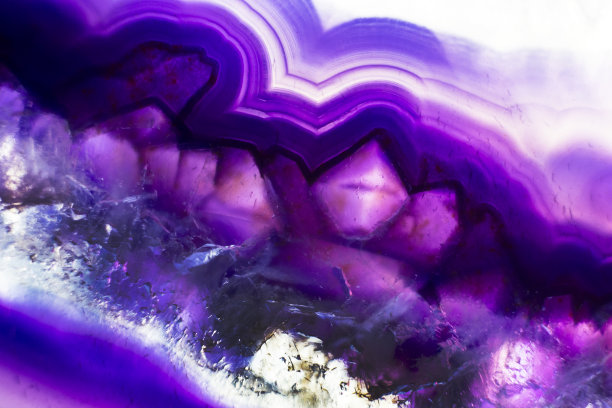 紫色水晶石