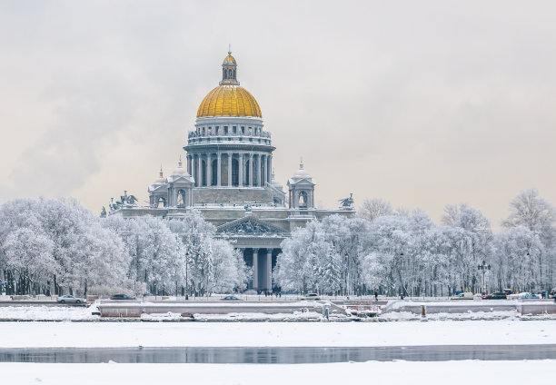 圣彼得堡雪景