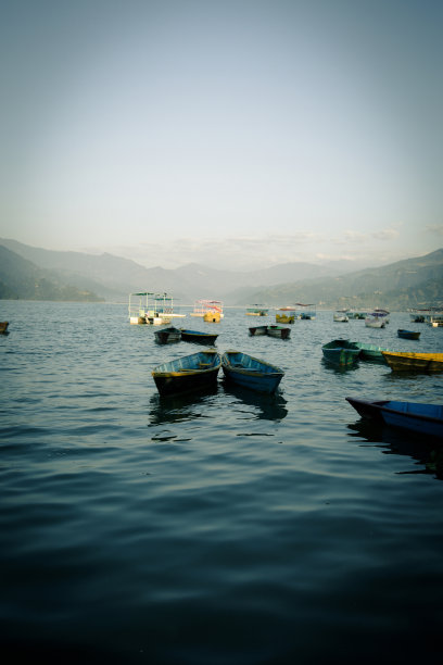 尼泊尔博卡拉费瓦湖