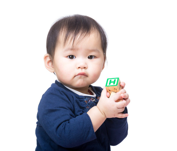 中国宝宝玩字母块
