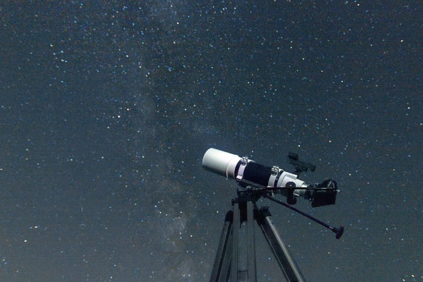 光学望远镜