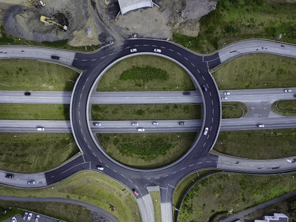 航拍公路鸟瞰公路