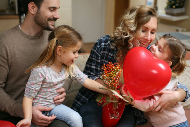 鲜花爱心气球礼物母亲节快乐
