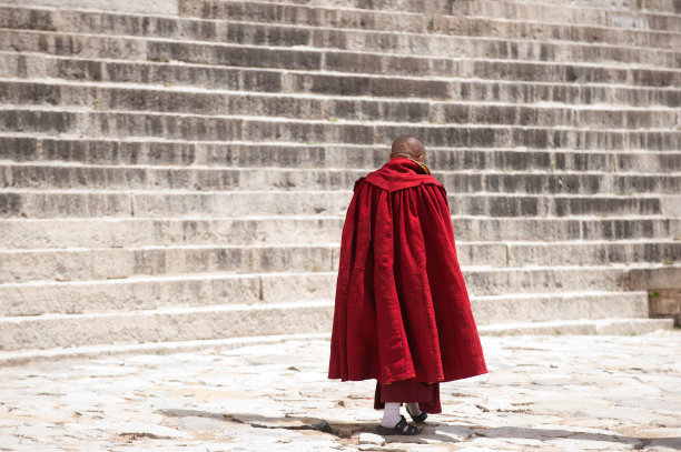 西藏服装