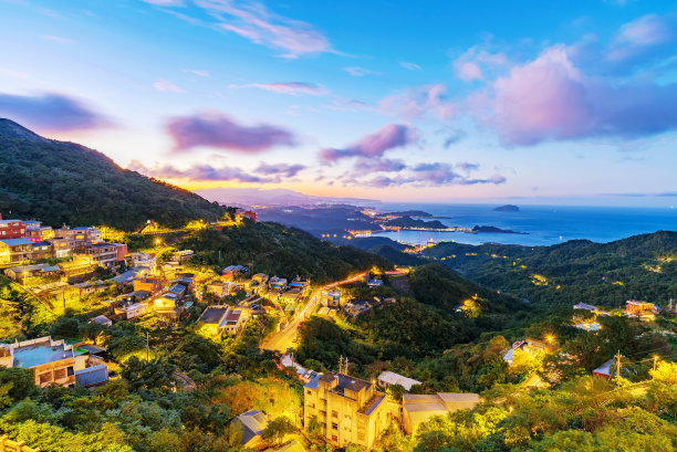 台湾村庄夜景