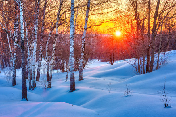 雪景夕阳