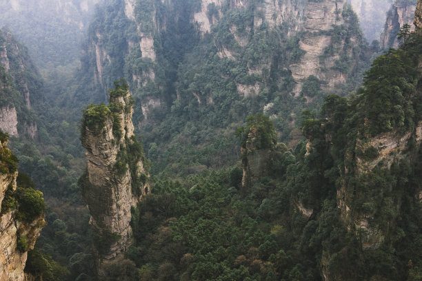 湖南省张家界风景山峰旅游景点