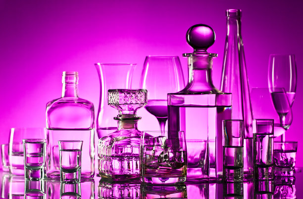 紫色玻璃瓶