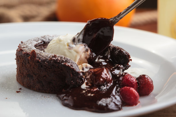 熔岩 巧克力 蛋糕 甜点