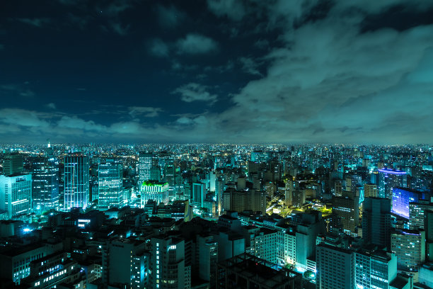 夜色下的小镇风景