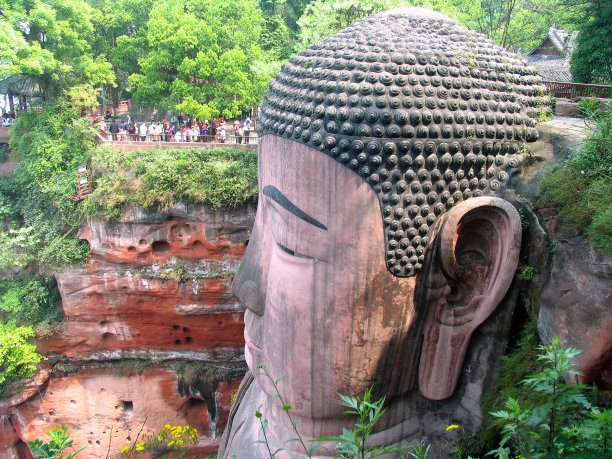 峨眉山地标建筑