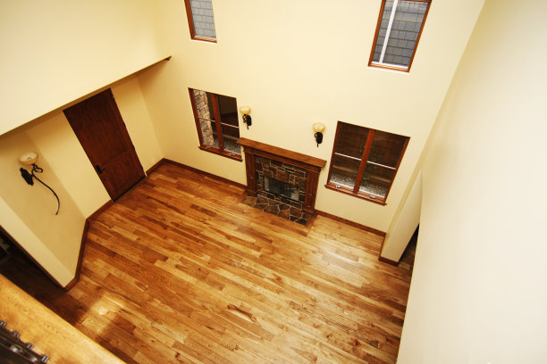 豪宅硬木地板现代客厅