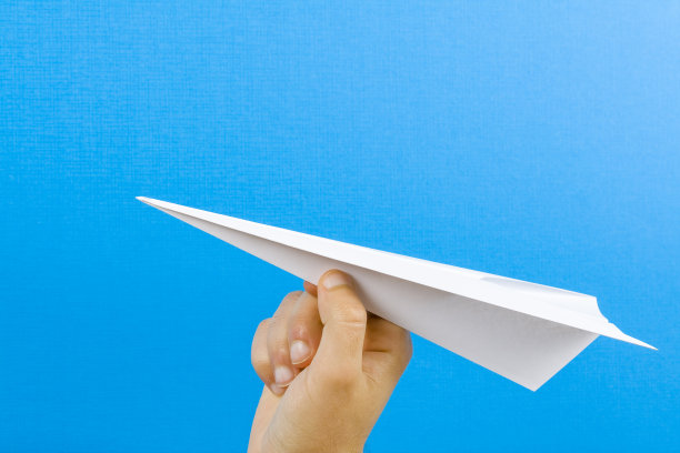 纸飞机梦幻背景