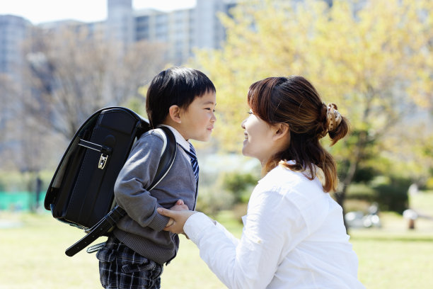 上学了