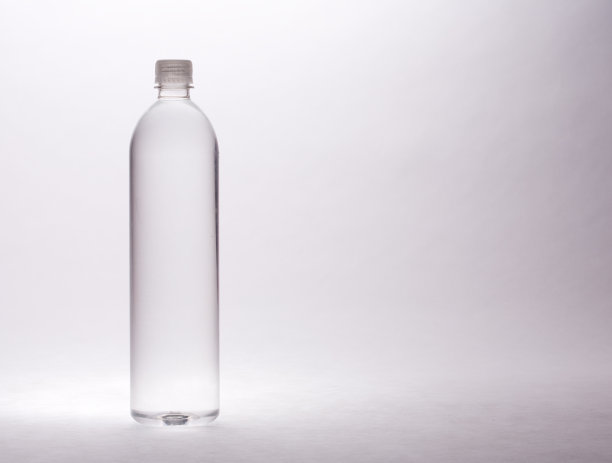 透明塑料瓶子