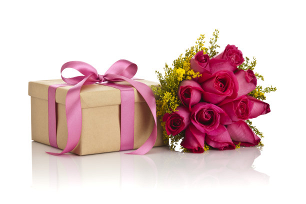 粉红色玫瑰花礼品盒