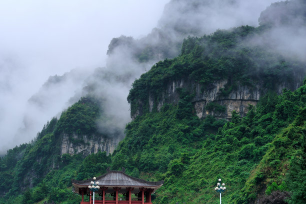 张家界雨景