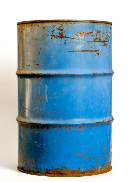 旧油桶