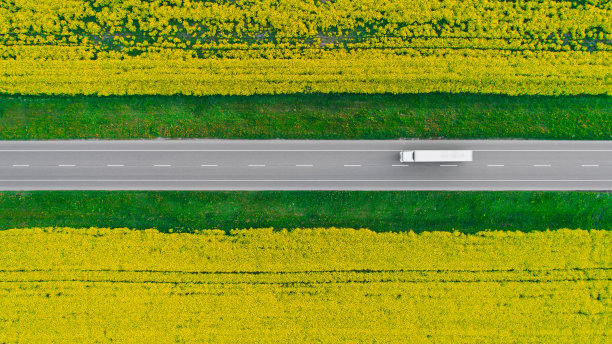 高速公路鸟瞰图