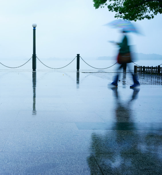 雨中西湖