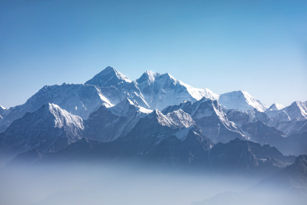 山脉高山