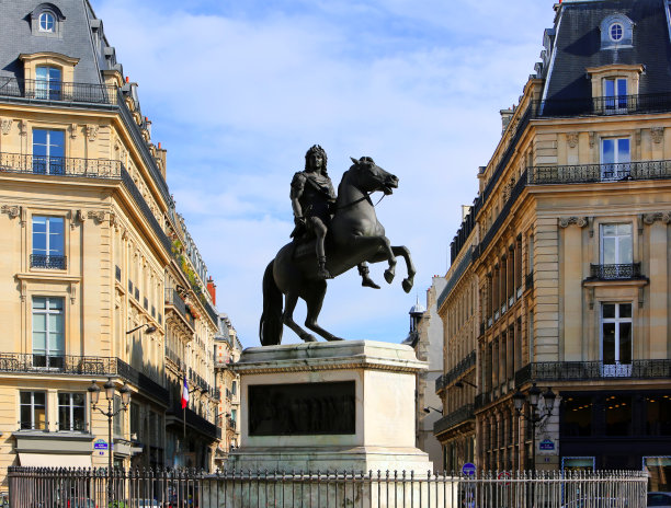 巴黎雕像